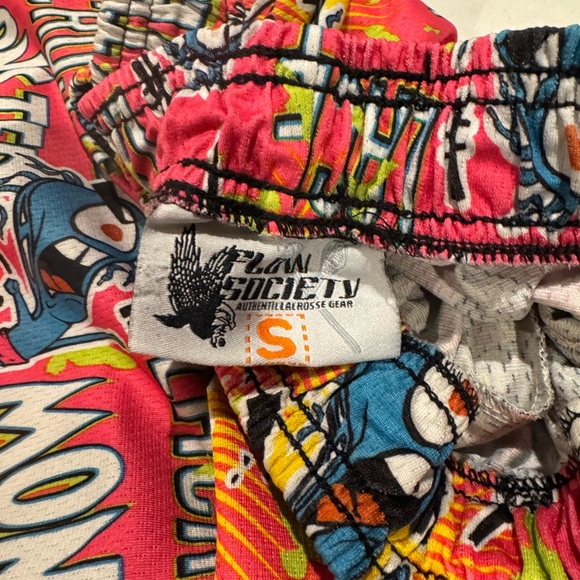 Shorts - Picture 3 of 3